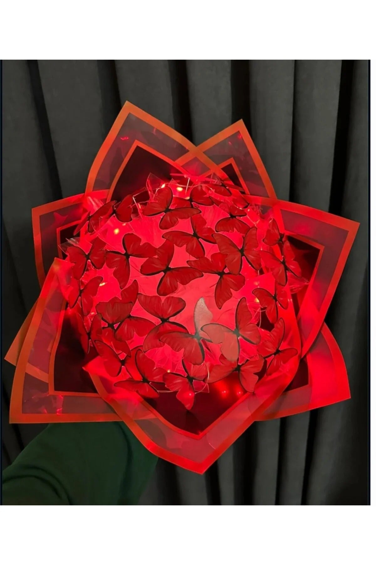 Işıklı Kelebet buketi